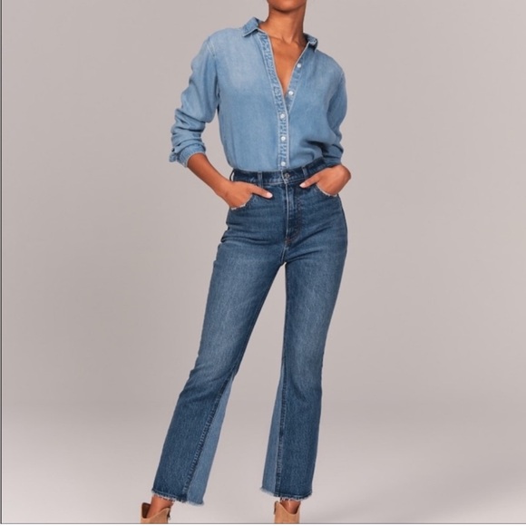 Abercrombie & Fitch Kick Flare Ultra High Rise Jeans - Picture 2 of 5